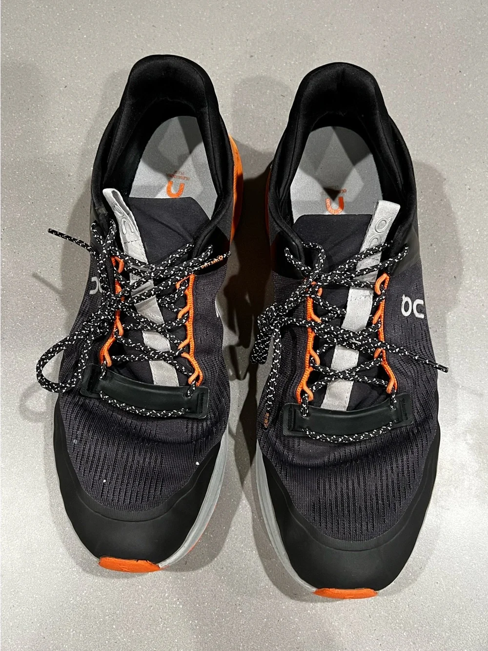 On Cloud Men's Black & Orange Running Shoes